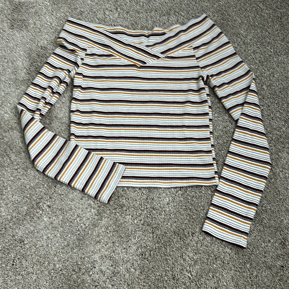 Lot of 3 Tops in size XS - Picture 2 of 4